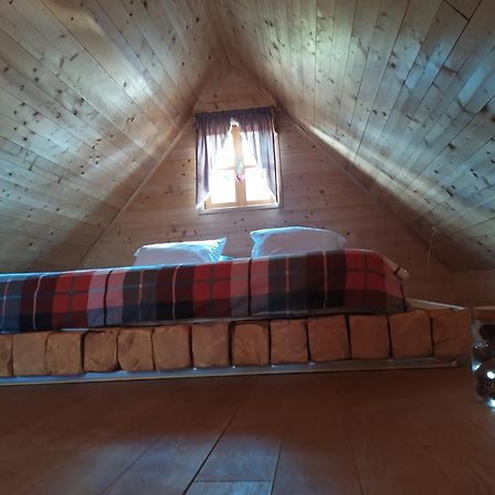 Vodenica Vrelo Chalets Vrelo Koreničko 객실 사진